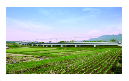 鉄道高架（モンタージュ）